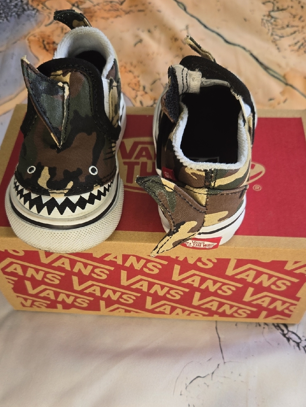 Vans Kids Camo Shark Slip-On Sneakers - Brown/Green